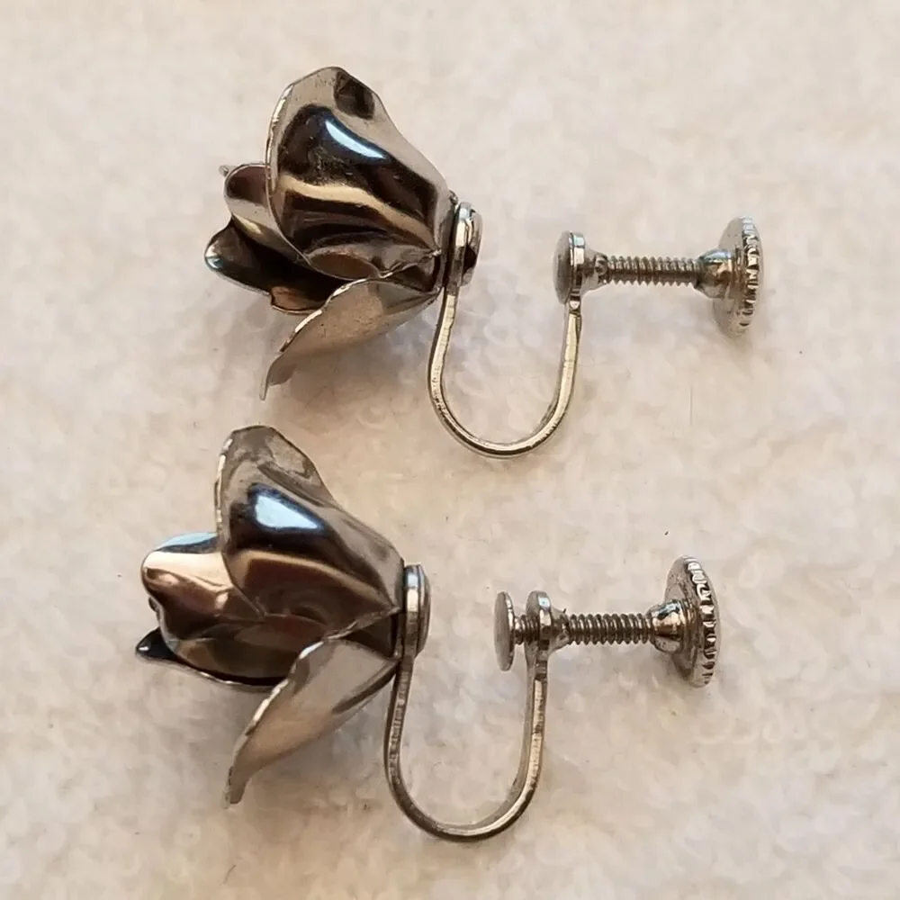 Vintage Silver Tone Screw Back Earrings
